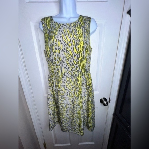 NWT Gap Women’s 6 Tall Pamela Gray Animal Print Sleeveless Sheath Dress 6T Work - Picture 1 of 14